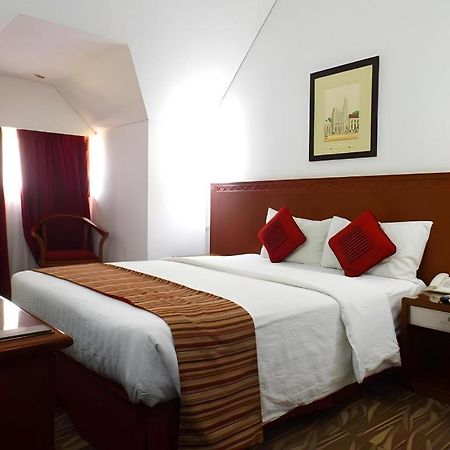 Sofyan Hotel Cut Meutia Giacarta Esterno foto