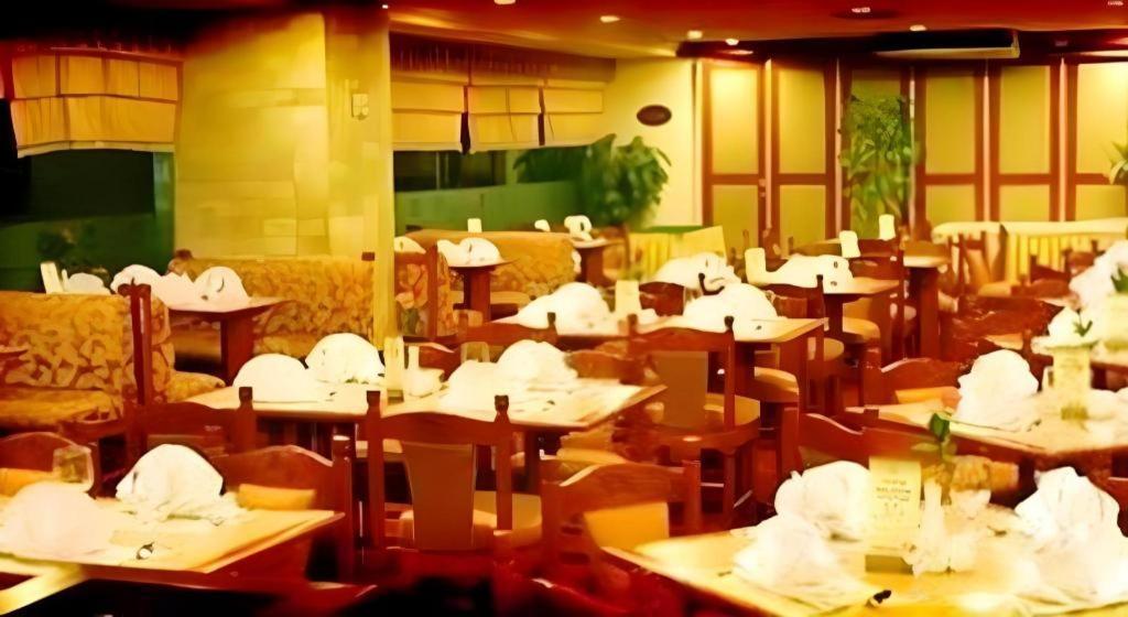 Sofyan Hotel Cut Meutia Giacarta Esterno foto