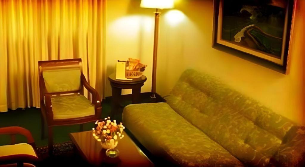Sofyan Hotel Cut Meutia Giacarta Esterno foto