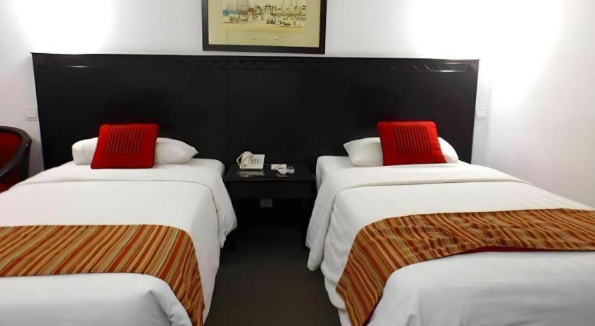 Sofyan Hotel Cut Meutia Giacarta Esterno foto